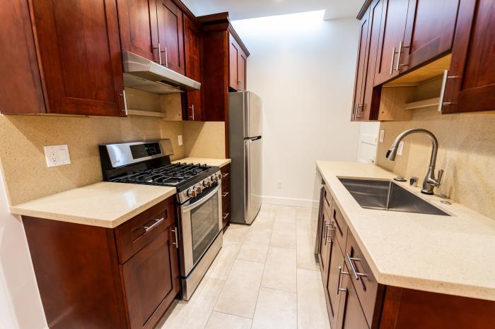 Foto principal - 3 bedroom in San Francisco CA 94133