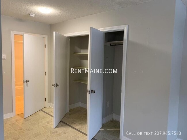 Building Photo - 28 Congress St