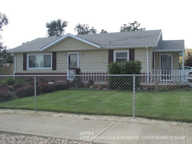 Foto del edificio - 945 Joy Ave