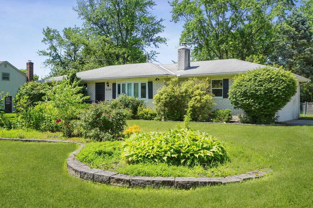 Primary Photo - 5156 Bixford Ave
