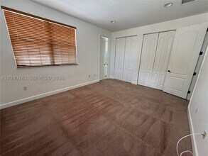 Building Photo - 634 SW 147th Ave
