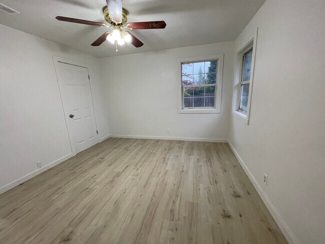 Foto del edificio - 3534 Harris Rd SE