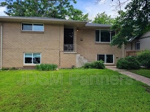 Building Photo - 1046 Harrison St