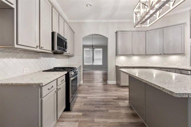 Building Photo - 13402 Indigo Sands Dr