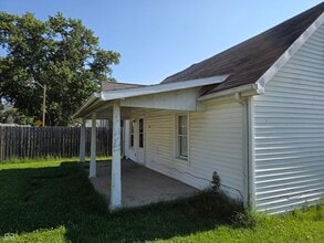 Building Photo - 385 Morningside Dr