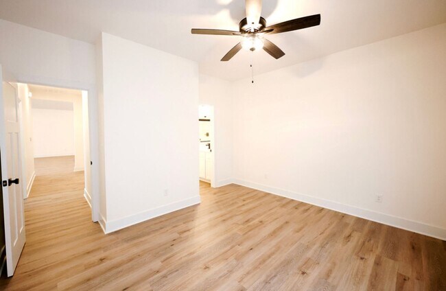 Foto del edificio - 621 Briarbrook Ln