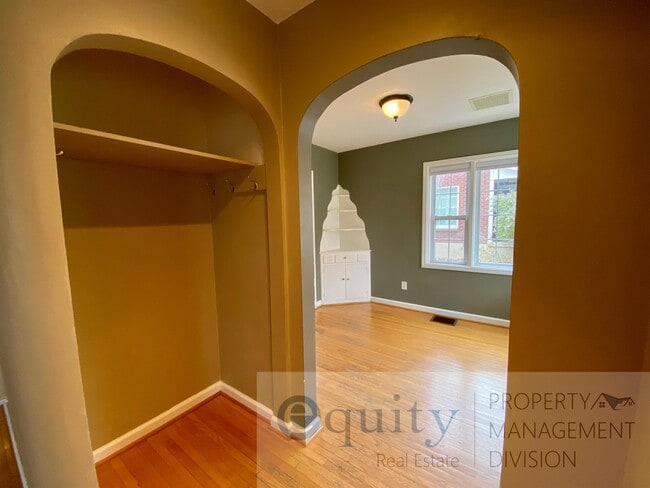 Building Photo - 1516-1518 S 1600 E