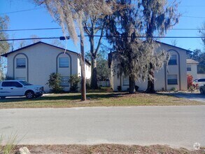 Building Photo - 1221 Kennedy Rd