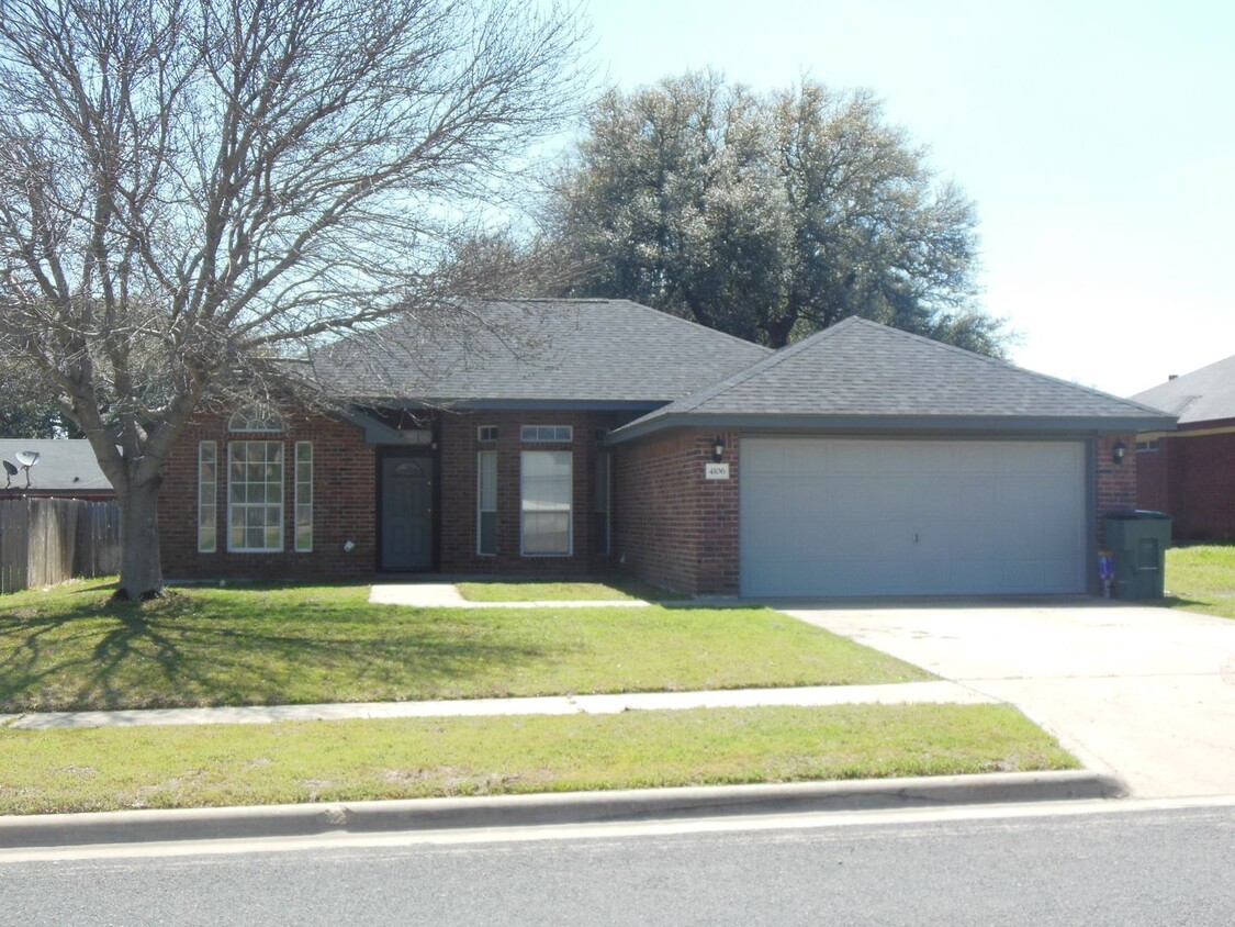Foto principal - 4106 Fawn Dr