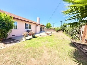 Building Photo - 15310 Talbot Dr