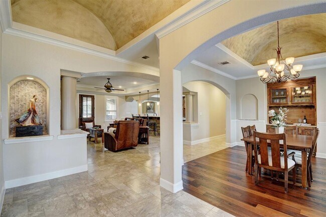 Building Photo - 142 Trailblazer Dr