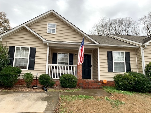 Front of duplex - 1216 Camellia Ct