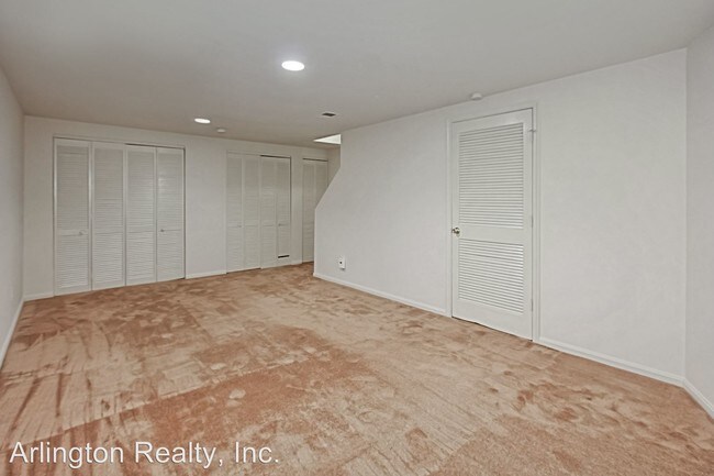 Building Photo - 1123 N Stuart St
