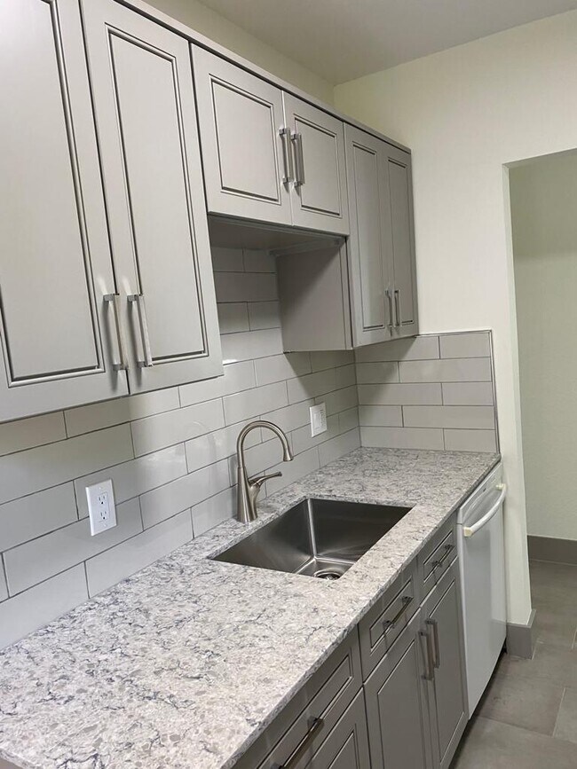 Foto del edificio - 1218 S B St