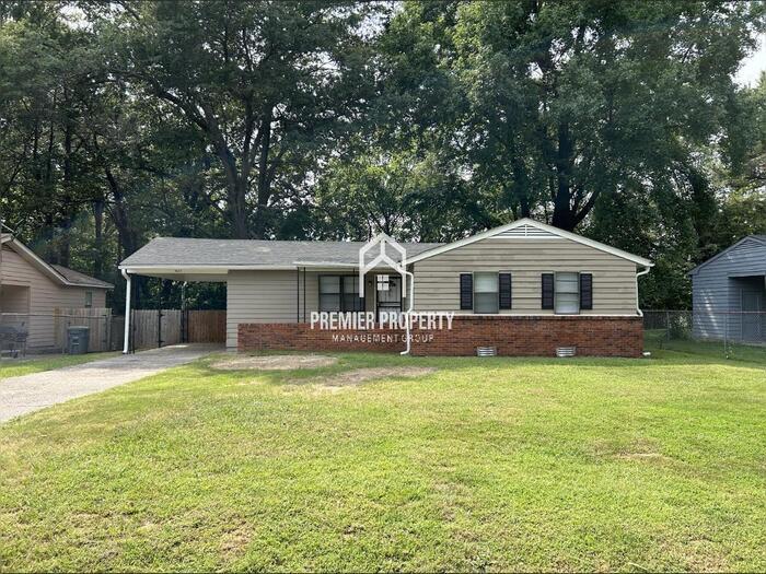 Primary Photo - 5605 Loch Lomond Rd
