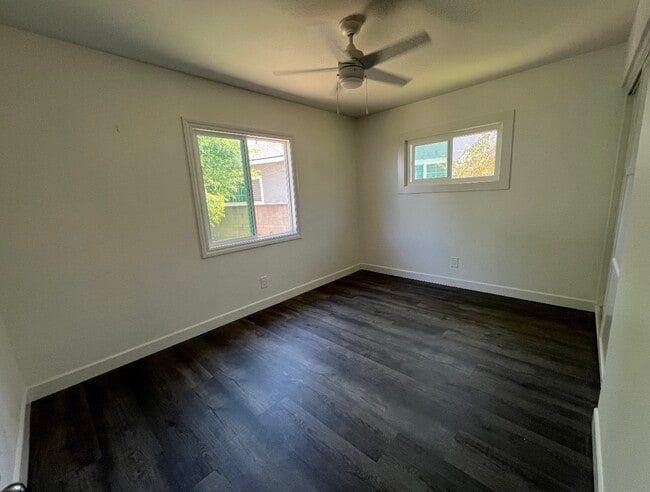 Bed 1 - 8803 Aldrich St