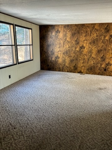 Building Photo - 4746 E Skyline Dr