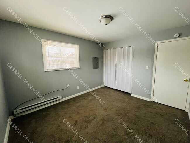 Foto del edificio - 10235 Whittier Ave