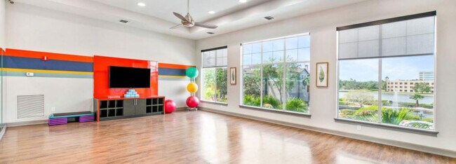 Foto del edificio - 3436 Skysail Pl