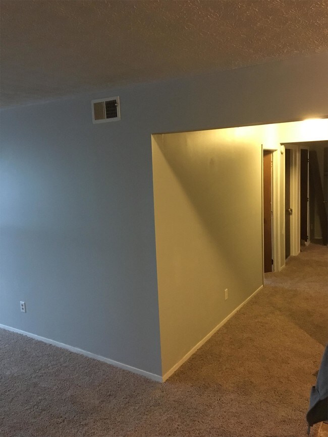Building Photo - 500 Bowie Dr