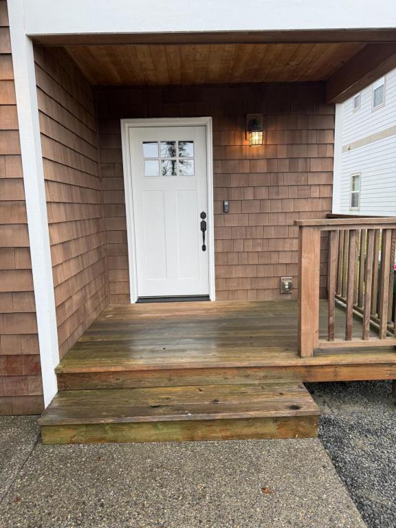 Foto del edificio - 1030 4th Ave