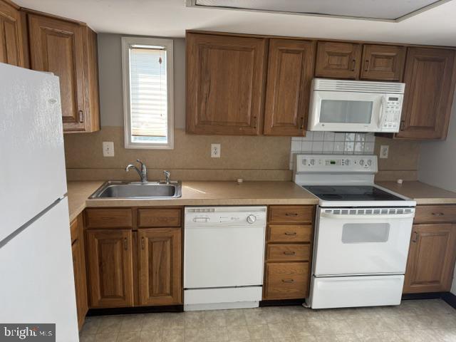 Foto del edificio - 213 Uxbridge Dr