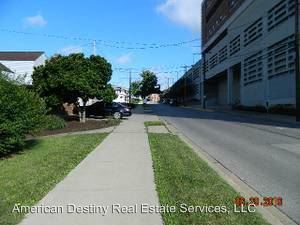 Primary Photo - 232 Wilson Ave