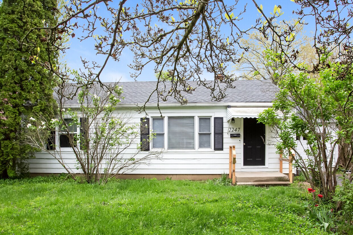 Foto principal - 2247 Pamela Dr