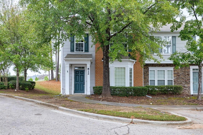 Photo - 812 Walnut Woods Dr Apartment