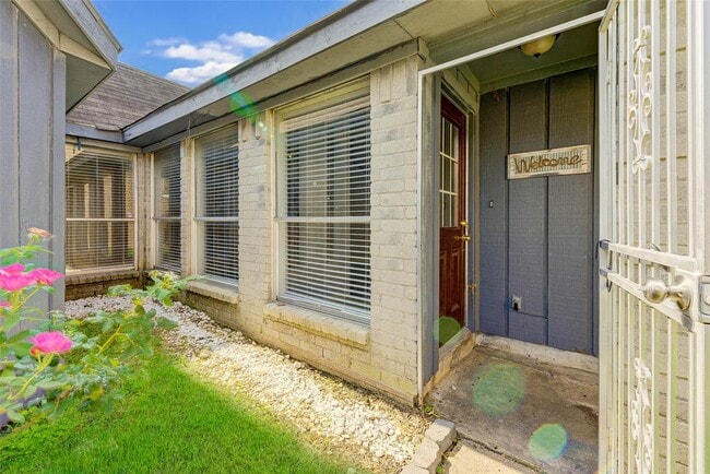 Building Photo - 3603 Storm Creek Dr