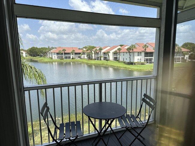 Building Photo - 290 Cypress Point Dr