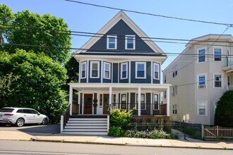 Building Photo - 56-58 Carruth St