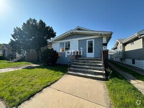 Building Photo - 1132 Drackert St