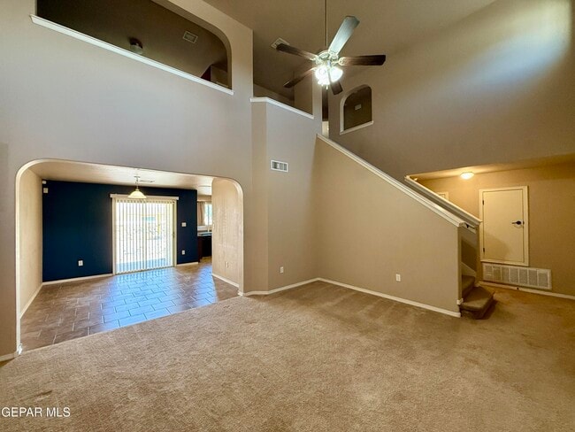 Foto del edificio - 14279 English Point Ave