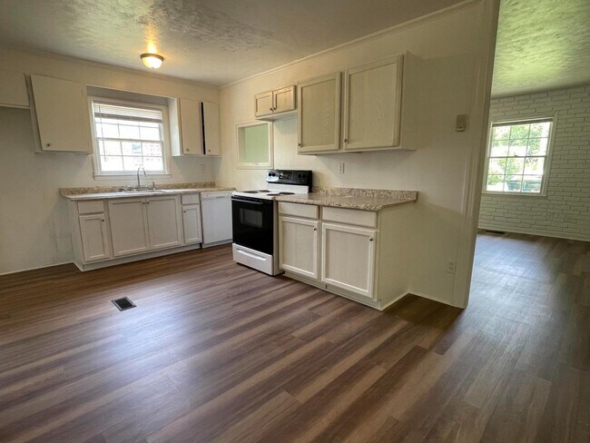 Foto del edificio - 403 Sheffield Dr