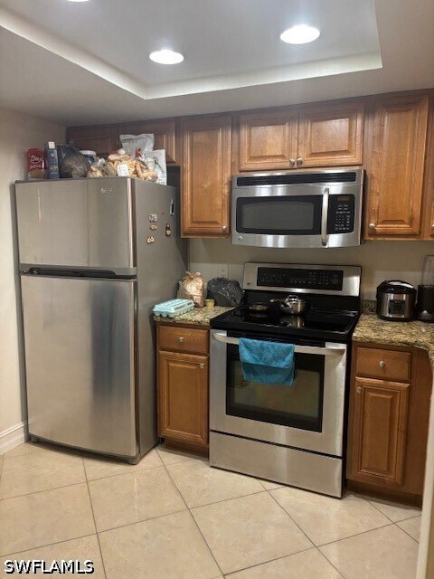 Building Photo - 2093 Pine Isle Ln