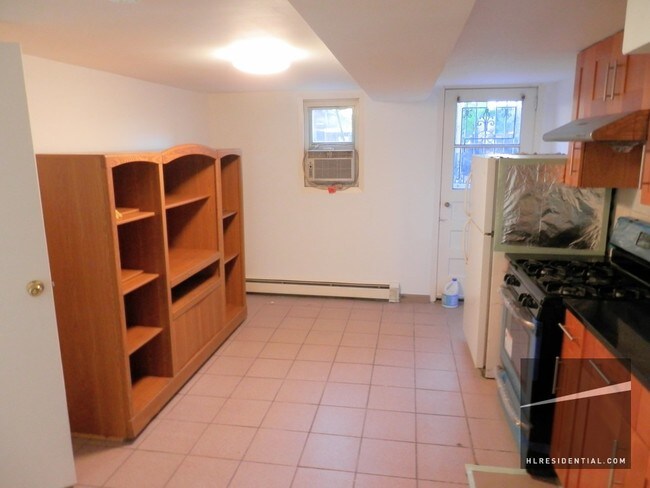 Building Photo - 5130 72nd St