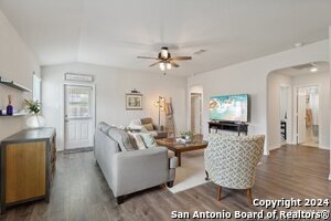 Building Photo - 412 Red River