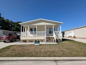 Building Photo - 52515Chestnut Ct