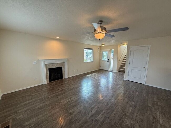Building Photo - 4437 Creel Ave