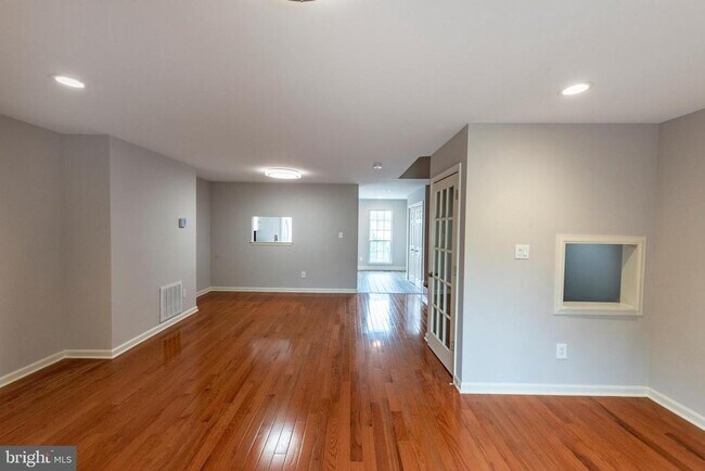 Foto del edificio - 5936 Baron Kent Ln