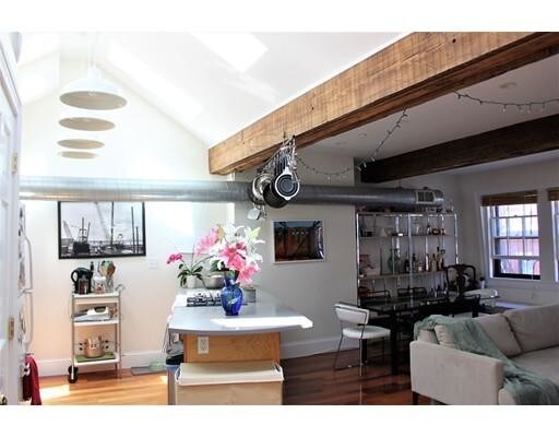 Building Photo - 53 Hancock St