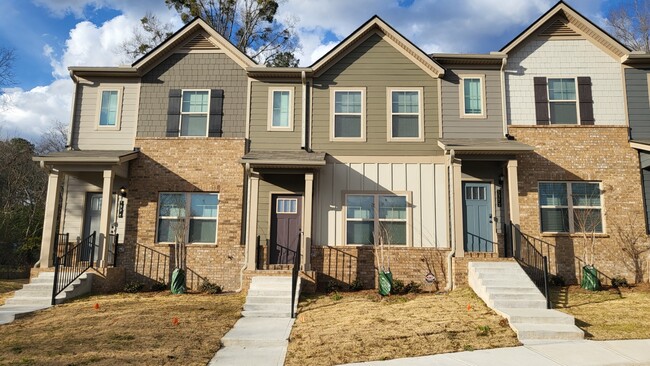 Front of townhome (it's the one in the middle!) - 1373 Bayrose Cir