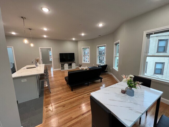 Foto del edificio - 14-16-16 Hamilton Rd