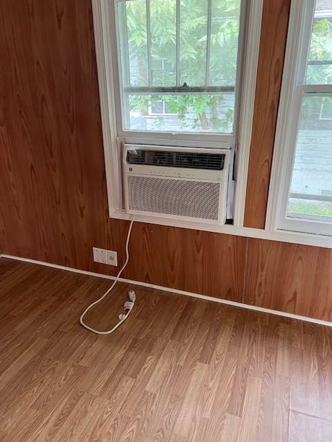 Building Photo - 2508 Gurnee Ave