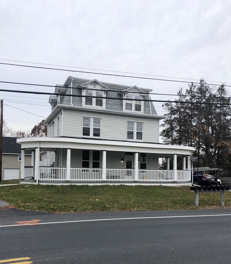 Primary Photo - 6440 Jonestown Rd