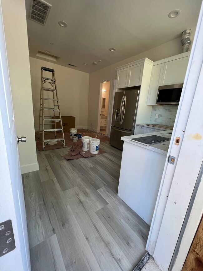 Building Photo - 875 Richardson Ct