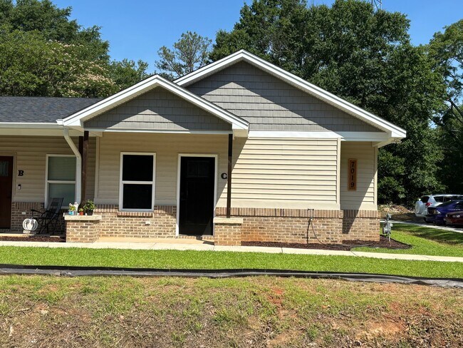 Building Photo - 7019 Frost Ave