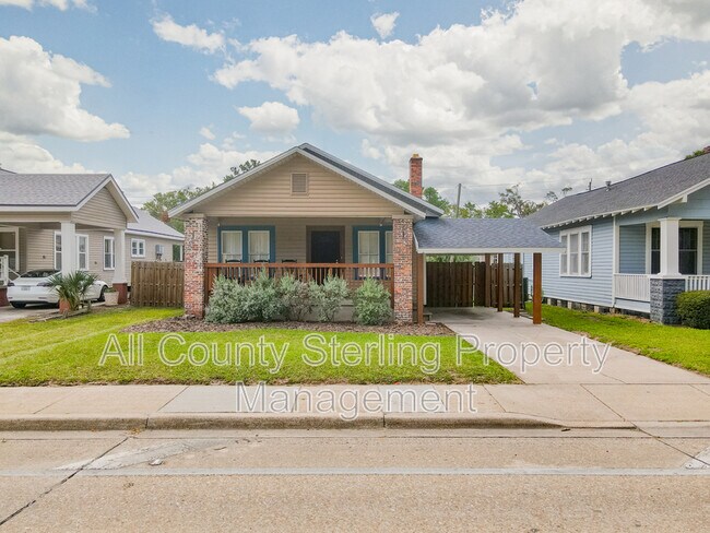 Foto del edificio - 348 S Marion Ave