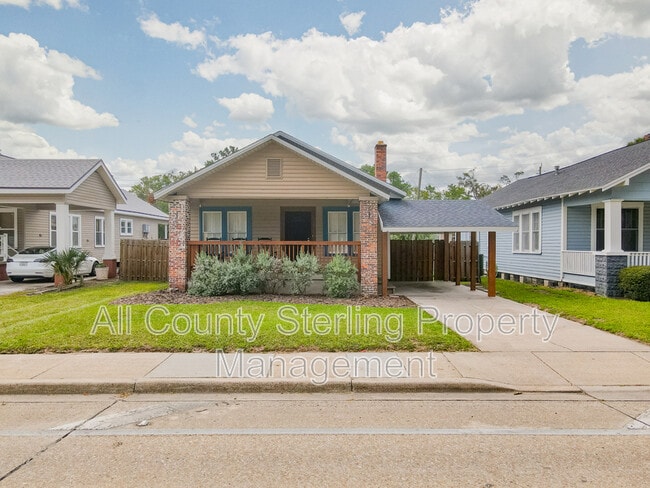 Building Photo - 348 S Marion Ave